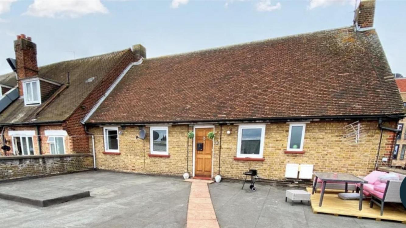 4 Bedroom Property Close To The Harry Potter Studio And Watford Junction Exterior photo